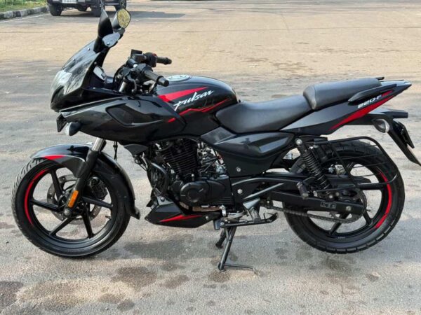 2021 Bajaj Pulsar