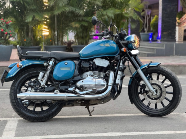 2023 Jawa 42