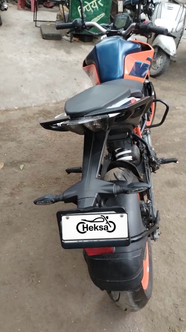 2024 KTM duke200