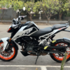 2022 KTM duke200