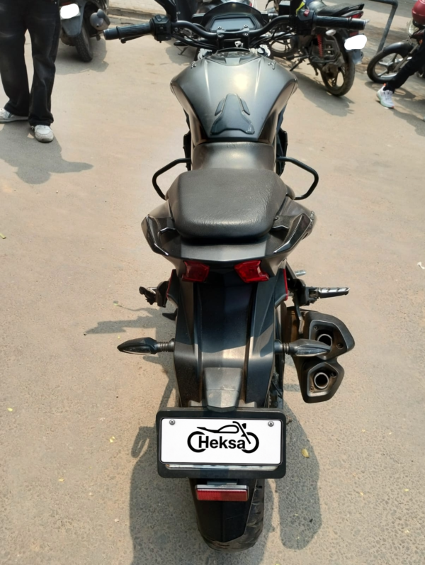 2019 Bajaj dominor400