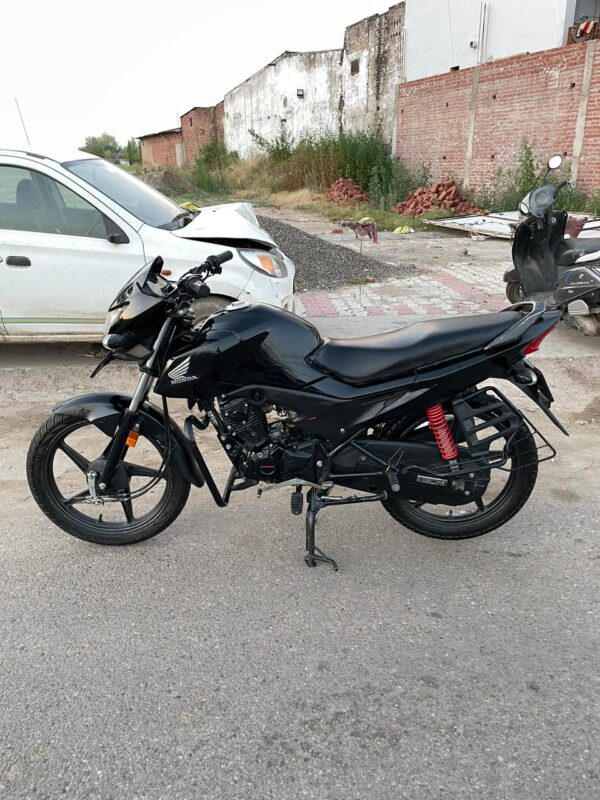 2019 Honda Livo