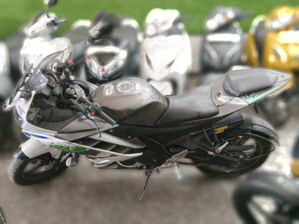 2016 Yamaha R15