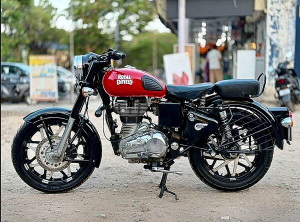 2017 Royal Enfield Classic