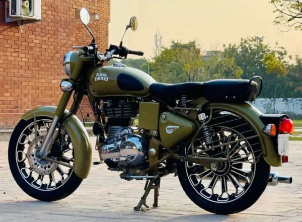 2017 Royal Enfield Classic Desert Storm