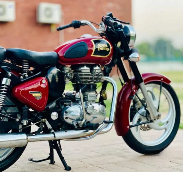 2017 Royal Enfield Classic