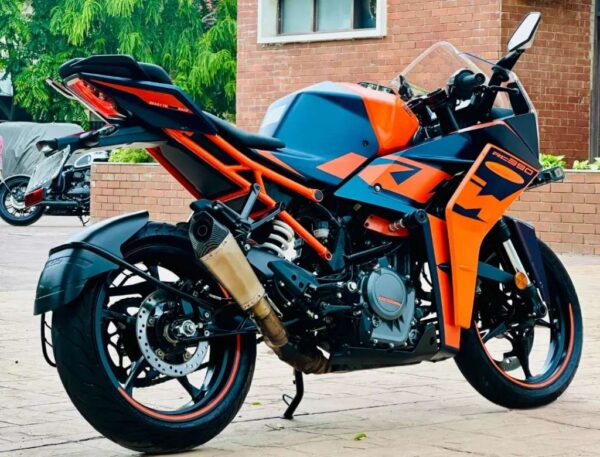 2022 KTM RC 390