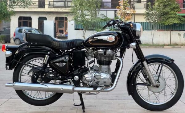2018 Royal Enfield Bullet Standard Bs4