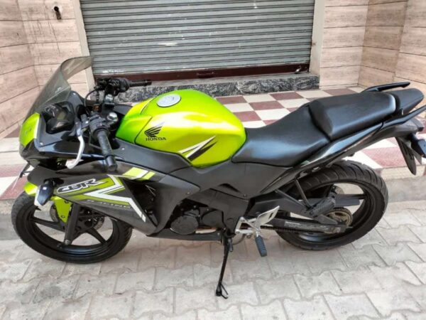 2016 Honda CBR150 R