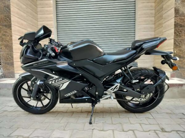 2020 Yamaha R15