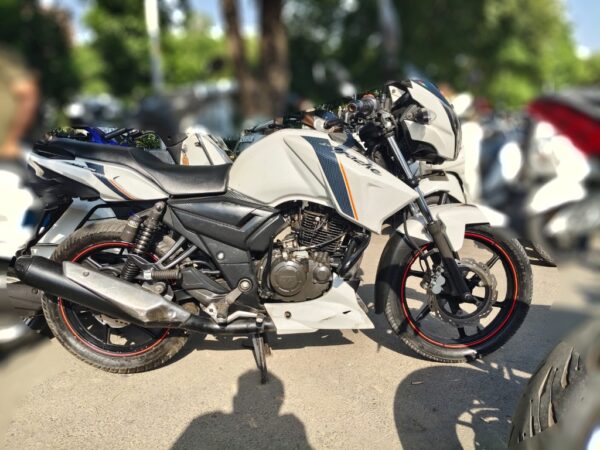 2016 TVS Apache