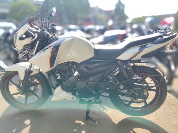 2016 TVS Apache