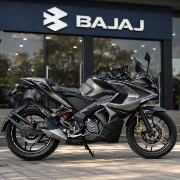 2018 Bajaj Pulsar RS200