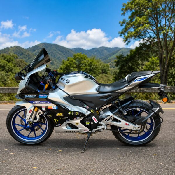 2025 Yamaha R15 M