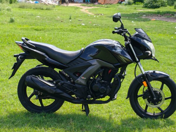 2017 Honda CB Unicorn