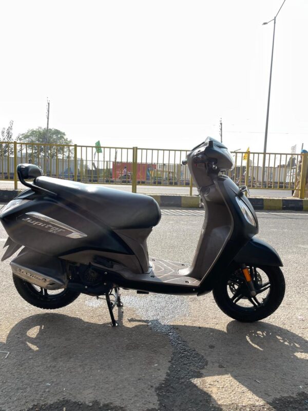 2022 TVS Jupiter ZX