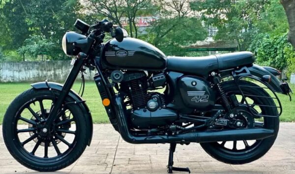 2023 Jawa 42