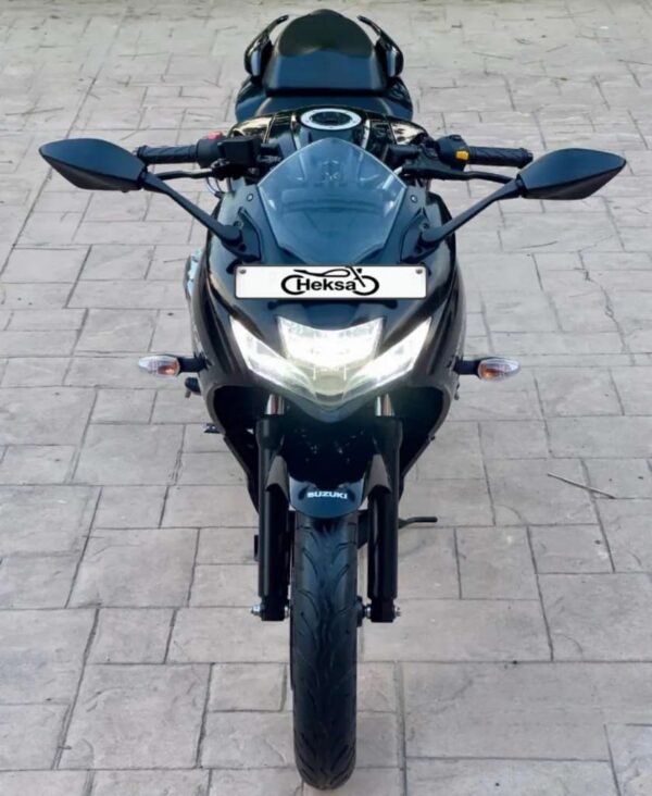 2025 Suzuki Gixxer SF