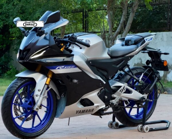 2025 Yamaha R15 M V4