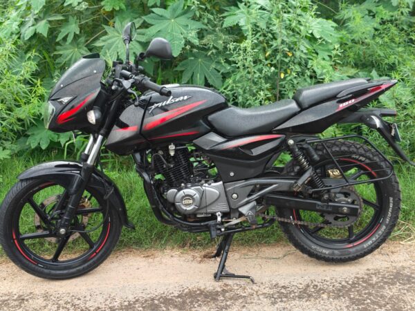 2017 Bajaj Pulsar 180