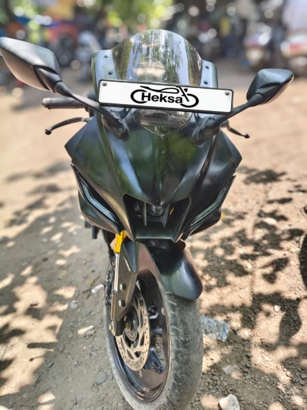 2022 Yamaha R1v4