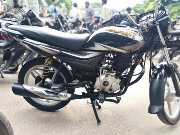 2018 Bajaj Platina