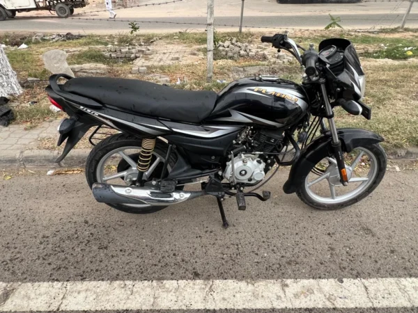 2024 Bajaj Platina