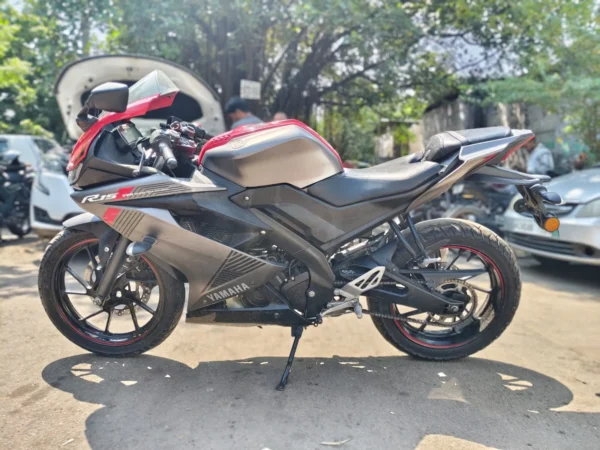 2018 Yamaha R15