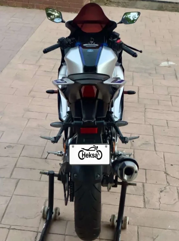 2023 Yamaha R15