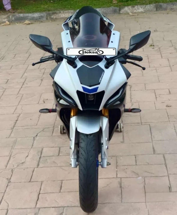 2023 Yamaha R15