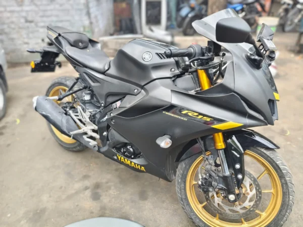 2023 Yamaha R15 V4